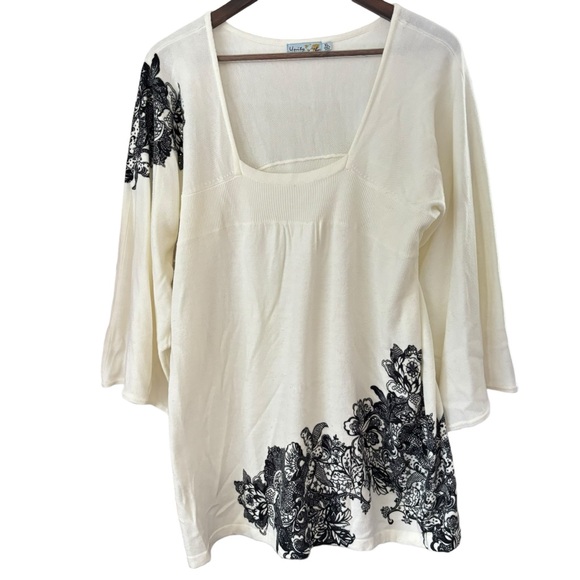 Unity World Wear Lace Floral Print W/ Rhinestone Detail Babydoll Sweater Blouse - Picture 2 of 14